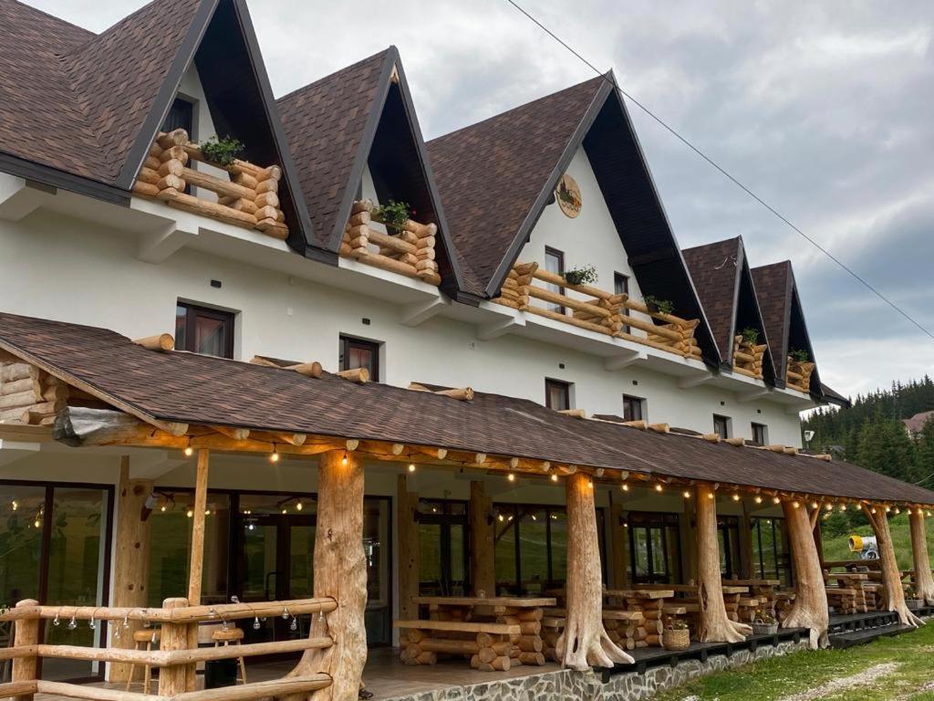 Pensiunea Rancaski Luaran gambar